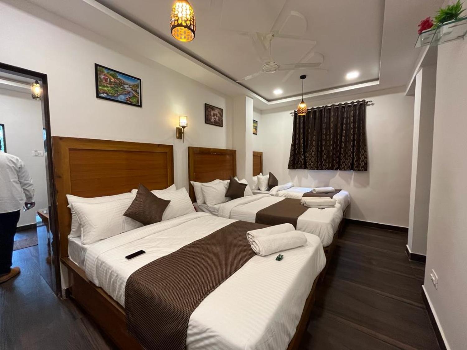 C P Cottage Resort Mahabaleshwar Exterior photo